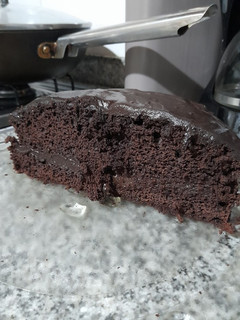 Una foto de Torta de chocolate con relleno
