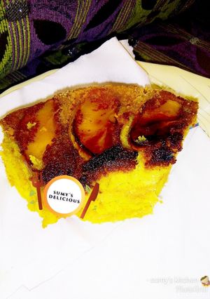 A picture of Upside down apple cake.