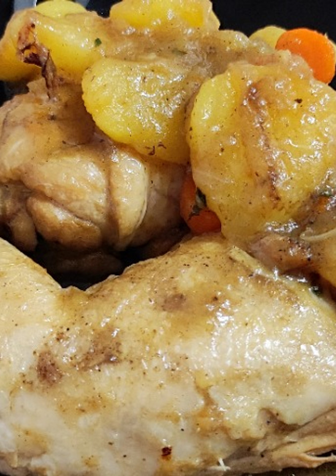 Una foto de Pollo en salsa de cerveza en Olla GM D