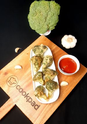 ফ্রাইড গার্লিক ব্রকলি রেসিপির প্রধান ছবি