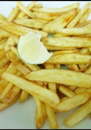 A picture of French Fries   .