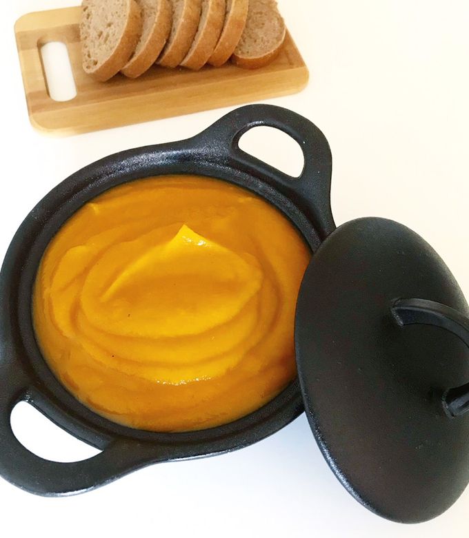 Une photo de Velouté butternut patate douce au curry