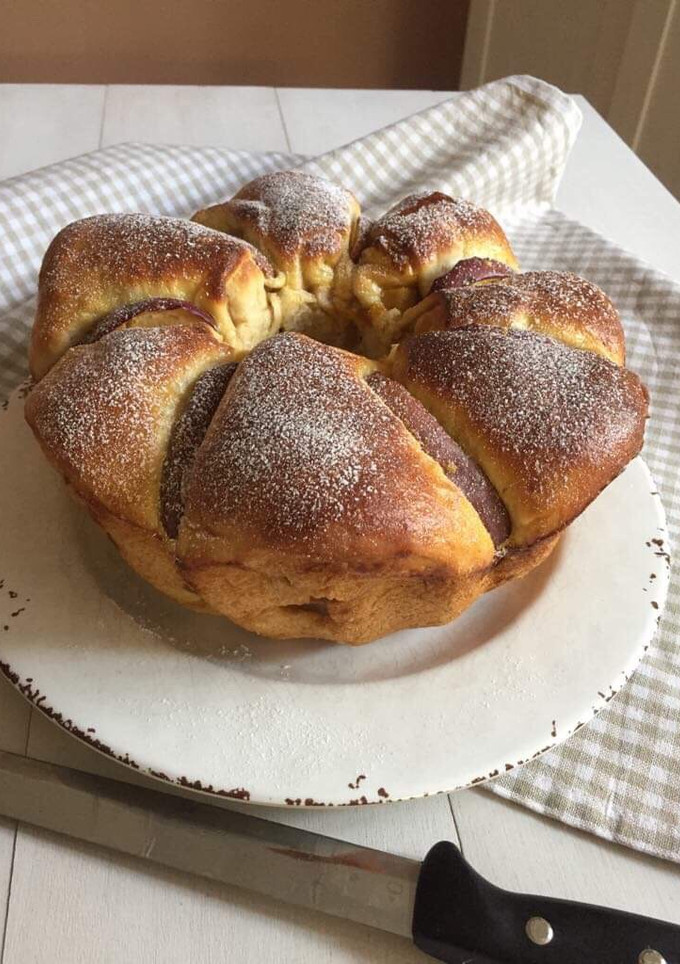 Foto di Brioche con mele caramellate