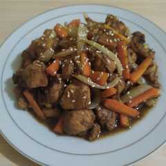 รูปของ Ayam Wortel Saus Mentega