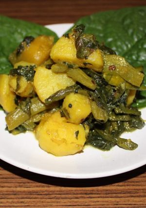 পুই চচ্চড়ি রেসিপির প্রধান ছবি