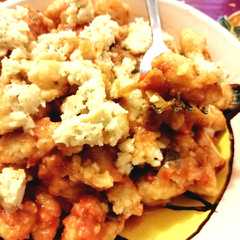Una foto de Ñoquis de arroz y coliflor