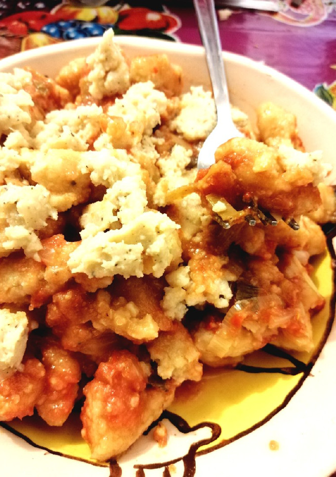 Una foto de Ñoquis de arroz y coliflor
