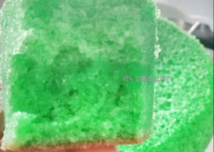 Resep Bolu Pandan Magicom yang Bikin Ngiler