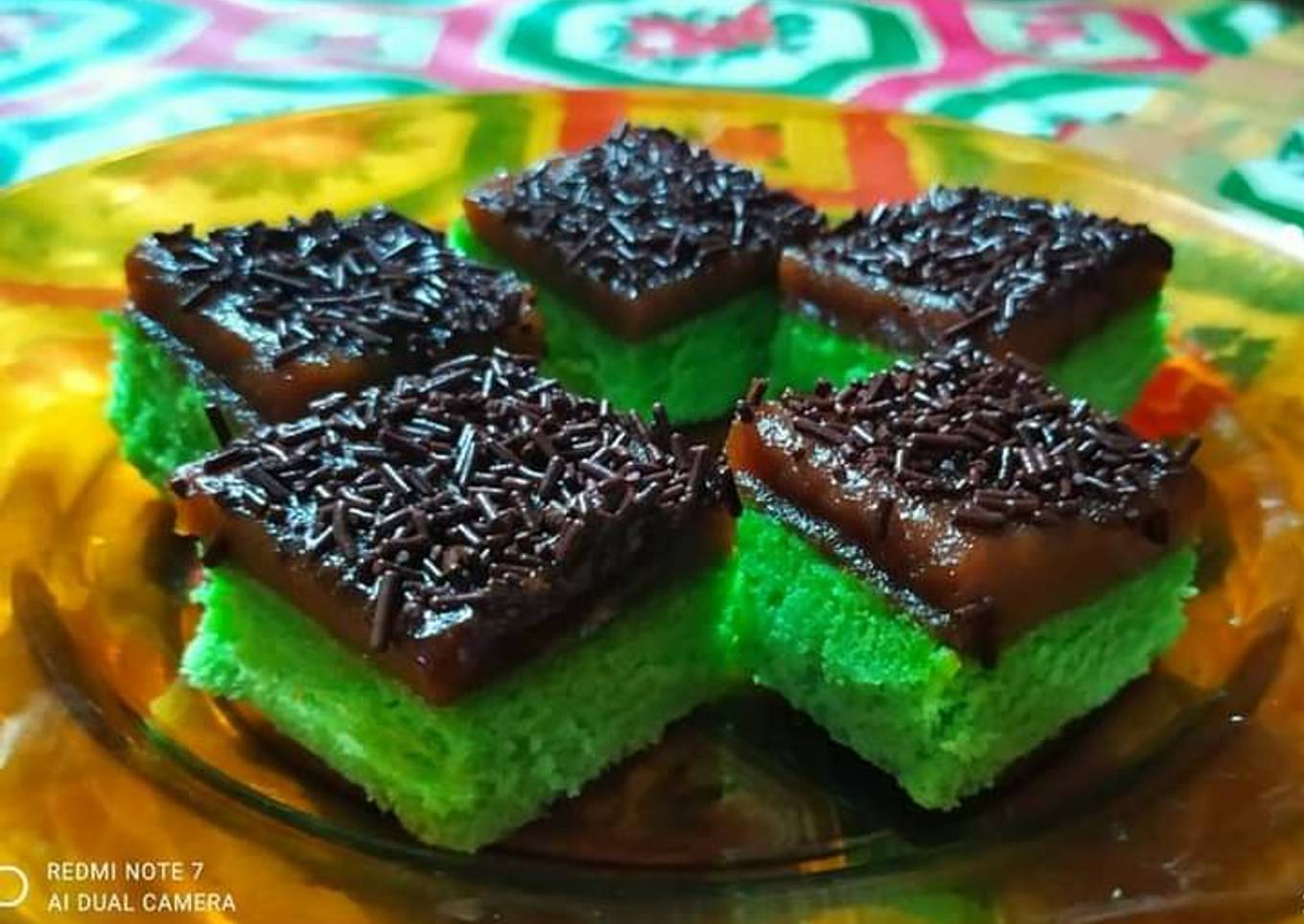 Kue Jungkir balik khas bugis
