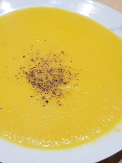 Una foto de Crema de calabaza bubango y zanahoria en Thermomix