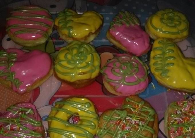 Donat aneka glaze