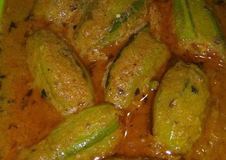 Stuffed Pointed Gourd in thick tomato gravy