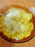 Arroz amarillo con pollo