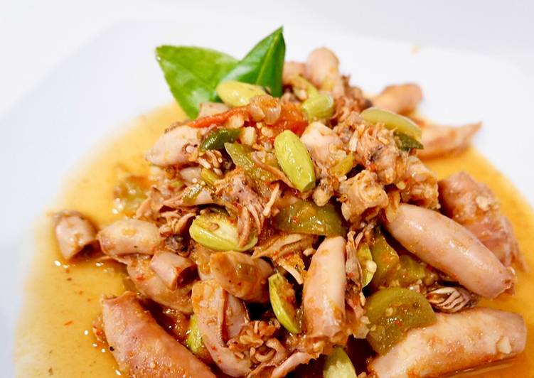 Tumis cumi asin pedas