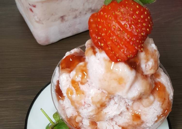 Resep Homemade Strawberry Ice Cream Anti Gagal