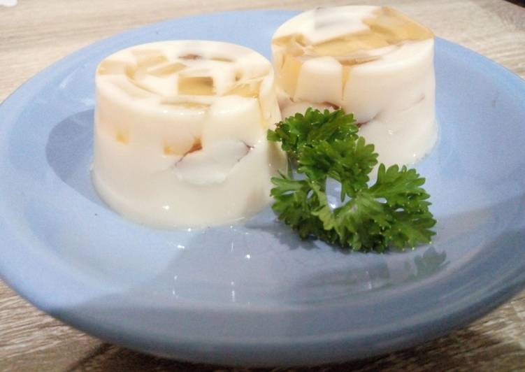 Cara Gampang Menyiapkan Puding mozaik sukasuka yang Menggugah Selera