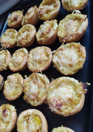 Une photo de Mini tartelettes poireaux/curry🤩