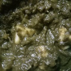 A picture of Palak paneer.