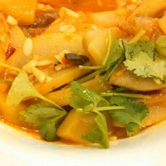 A picture of Bottle gourd tomatoes soup 🍅 番茄葫芦瓜汤.