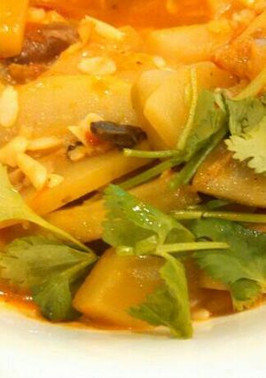 A picture of Bottle gourd tomatoes soup 🍅 番茄葫芦瓜汤.