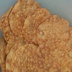Rice flour papad deep fried A picture of Rice flour papad deep fried.