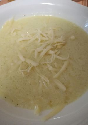 Fokhagyma krémleves recept fotója