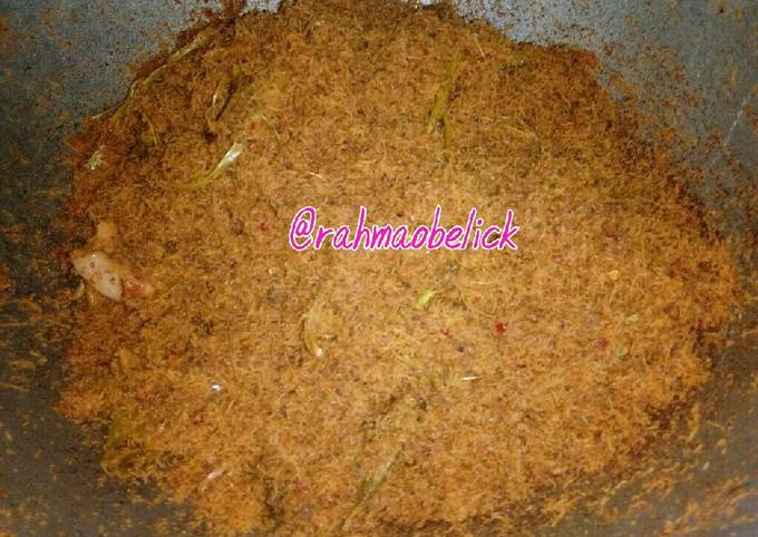 Serundeng kelapa bumbu daging