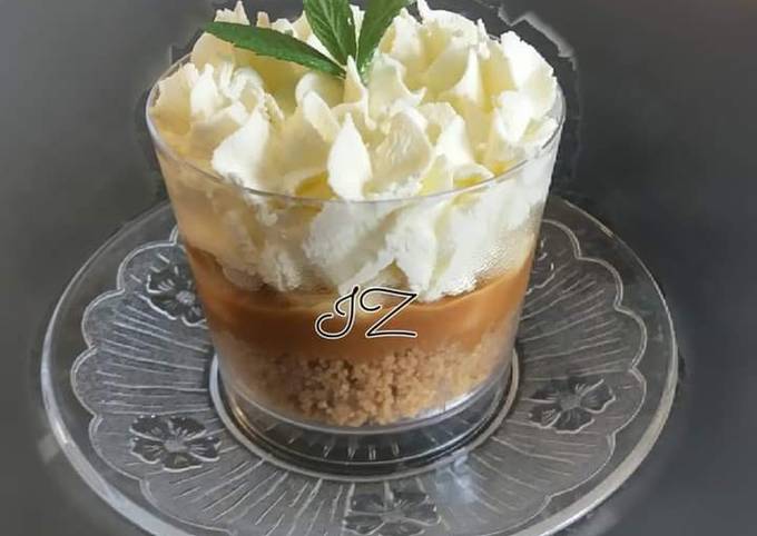 Steps to Prepare Super Quick Homemade 🍥🍌Banoffee Parfait &amp; Pie🍌🍥