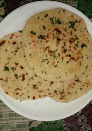 A picture of Butter naan.