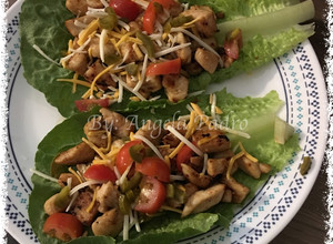 Una foto de Pechuga de pollo con vegetales
