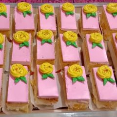 A picture of 24 pineapple pastries.