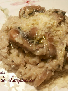 Una foto de Risotto de champiñones, con queso Idiazábal