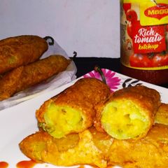 A picture of Mirchi Vada.