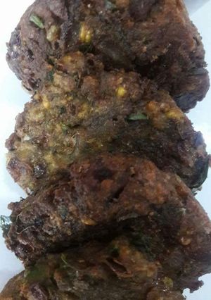 A picture of Green mong Dal vada.