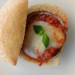A picture of Parmigiana nel panino.