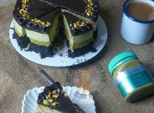 Gambar Kek Coklat Kunafa Pistachio