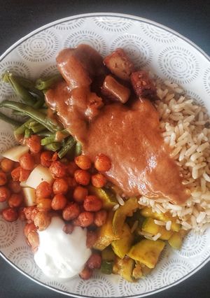 Une photo de Buddha bowl (végétarien)