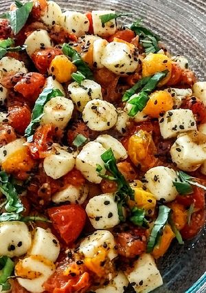 Una foto de CAPRI🍅Agridulce🌿...!