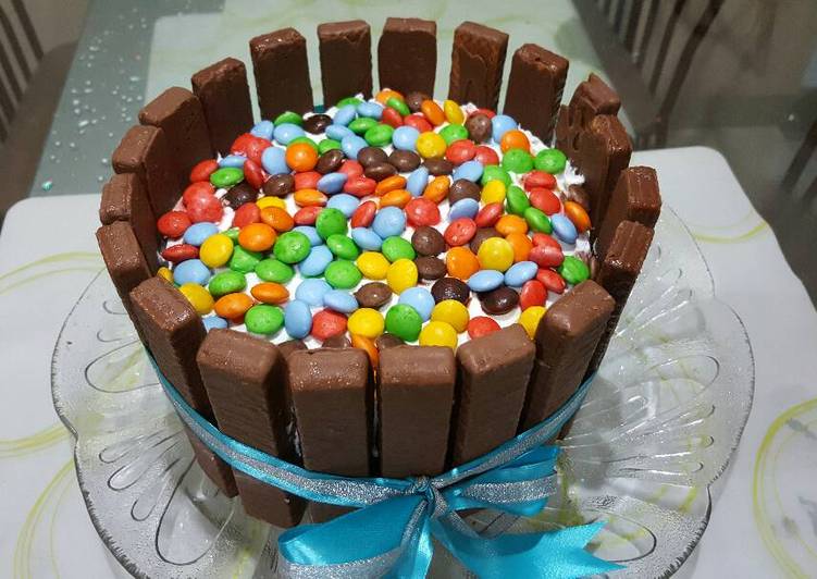 Cake coklat wafer pudding strawberry