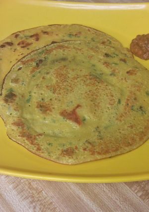 A picture of Besan/ Gram flour Cheela or Dosa.