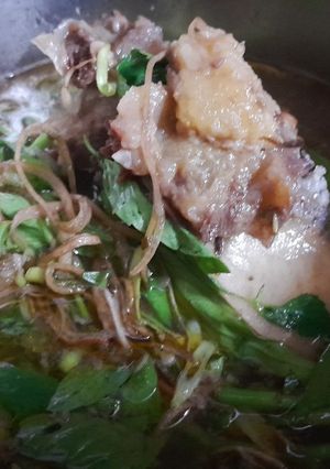 Hình của món Canh xương bò nấu rau muống bắp chuối.