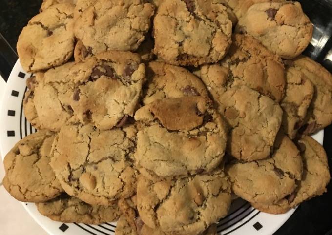 Sara's famous chocolate chip cookies