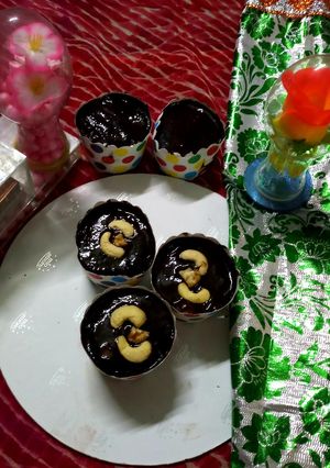 সুজি চকলেট কাপ কেক(Suji chocolets cup cake recipe in Bengali) রেসিপির প্রধান ছবি