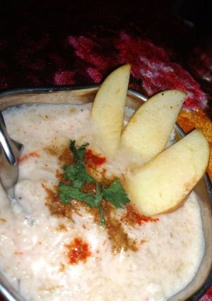A picture of Apple Raita.