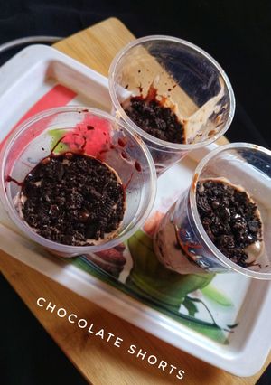 A picture of Chocolate shorts.