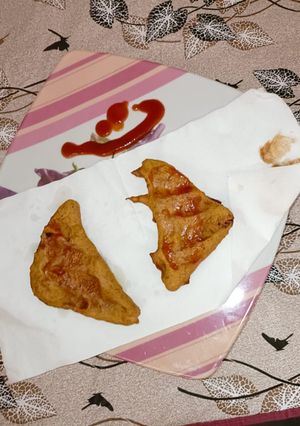 ब्रेड पकोड़े (bread pakoda recipe in Hindi) रेसिपी मुख्य फोटो