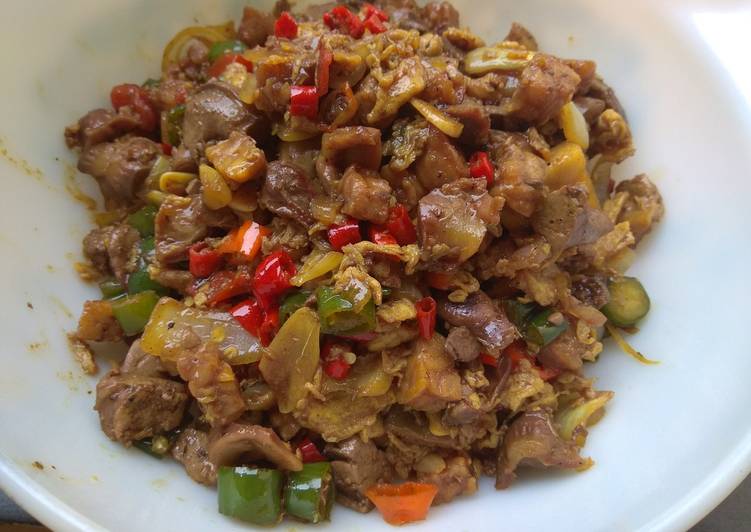 Proses Menyiapkan Tumis Ati Ampela+tempe, Sempurna