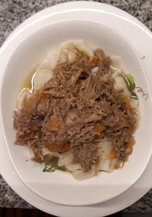 Una foto de Fideos hechos a mano. 手工面条 (Shǒugōng miàntiáo)