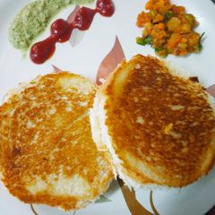 A picture of Pizza cheese sandwich.