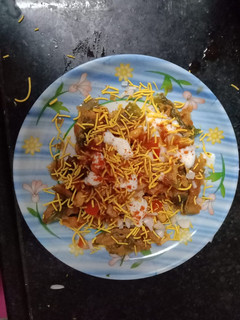 પાલક પાપડી ચાટ(Palak papadi Chaat Recipe in Gujarati) રેસીપી મુખ્ય ફોટો